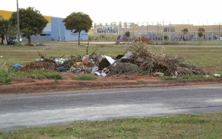 Imagem de compartilhamento para o artigo Moradores de Chapadão do Sul enfrentam desafios com descarte irregular de lixo e entulho da MS Todo dia